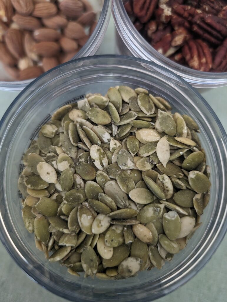 key nutrient fiber nuts seeds